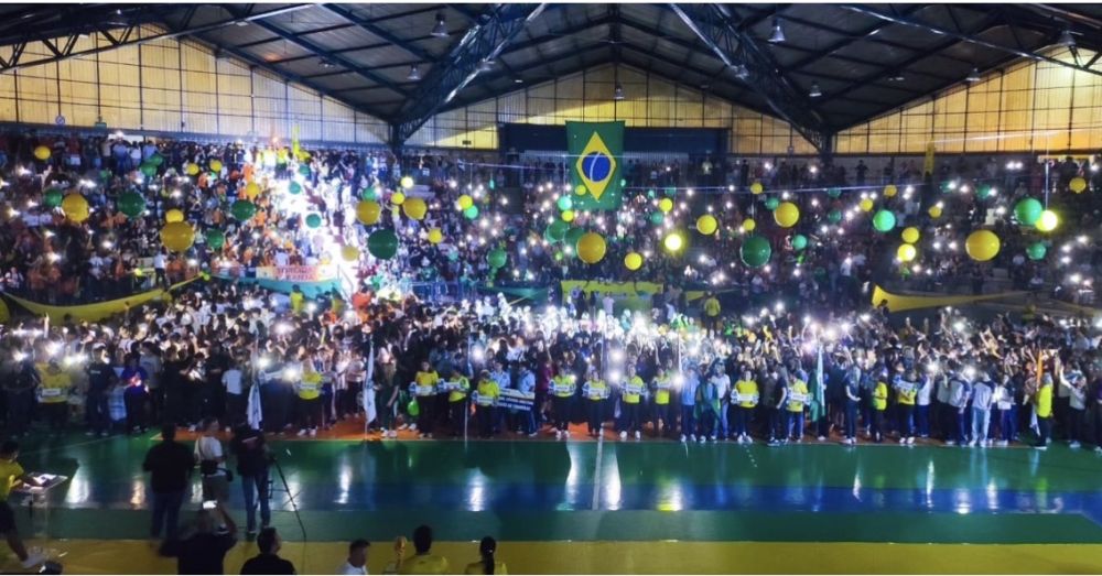 Abertura da fase municipal dos Jogos Escolares lota Ginásio de Esportes de Arapongas