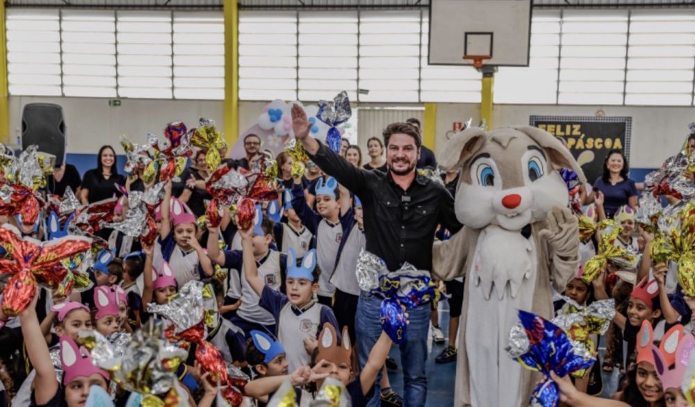 Prefeitura inicia entrega de ovos de Páscoa para 13 mil alunos de Arapongas