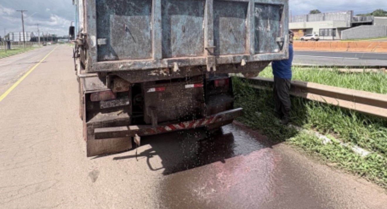 Empresa é autuada em Arapongas em mais de R$ 5 mil por vazamento de resíduos líquidos de origem animal