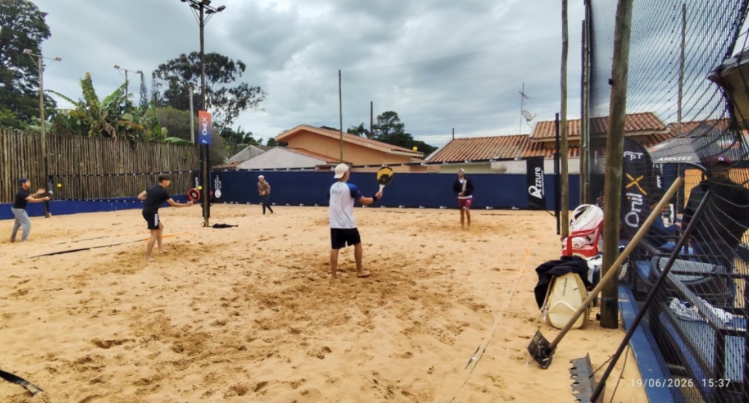 Arapongas recebeu elite mundial do beach tennis no último final de semana