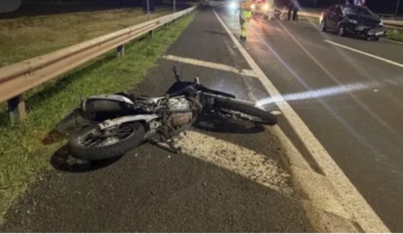 Jovem de 23 anos morre após grave acidente entre moto e carro na BR-369, em Arapongas