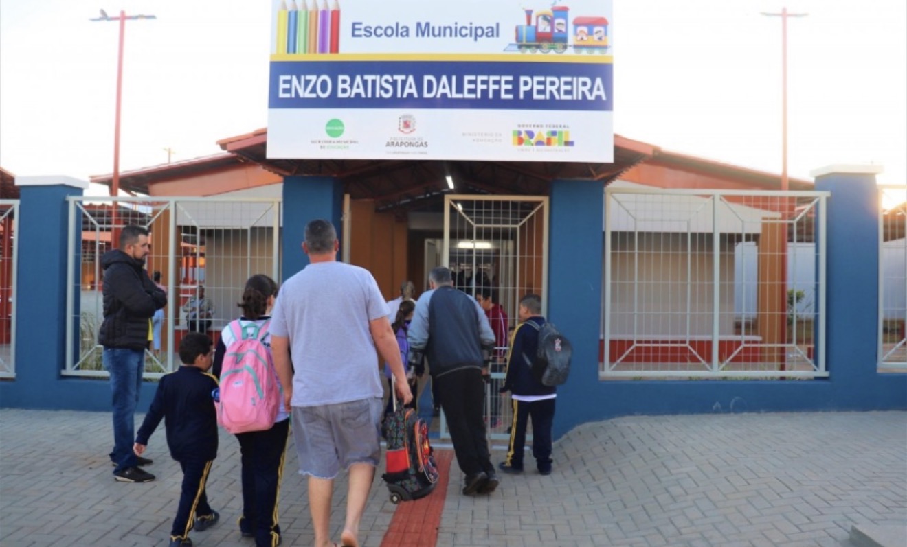 Mais de 11 mil alunos retornam às aulas na rede municipal de Arapongas