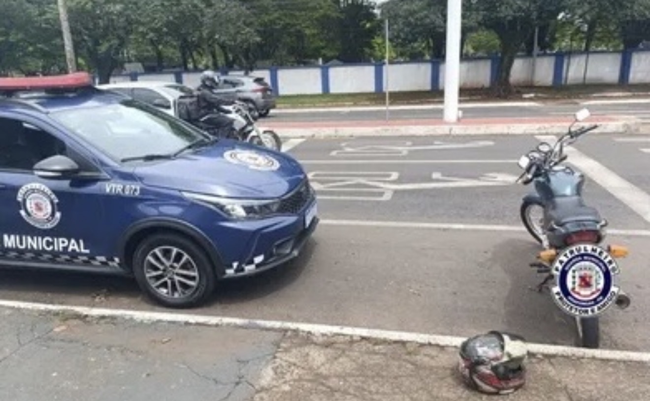 Moto com 91 multas é apreendida pela GM em Arapongas